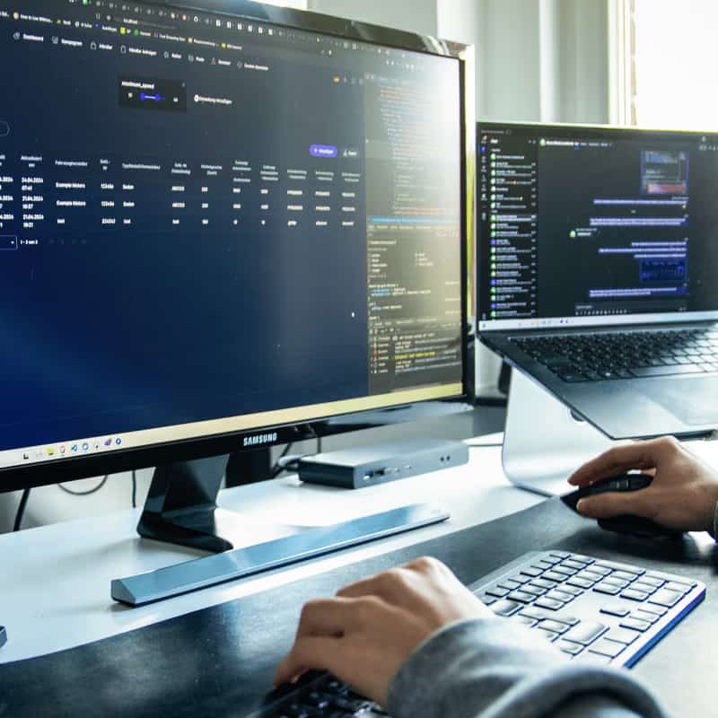 Entwicklung und Technologie Entwicklung und Technologie