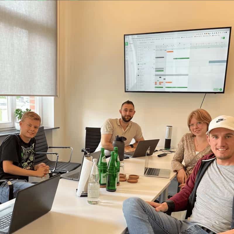 Zusammenarbeit im Team Zusammenarbeit im Team